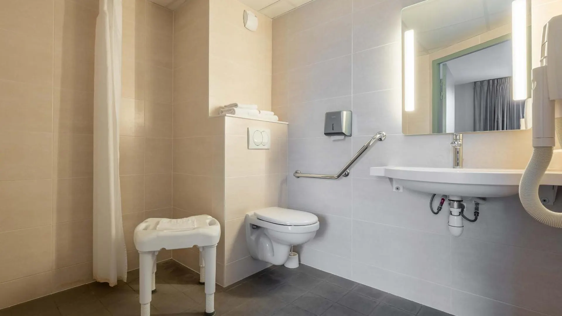 B&B Hotel Annemasse Saint-Cergues