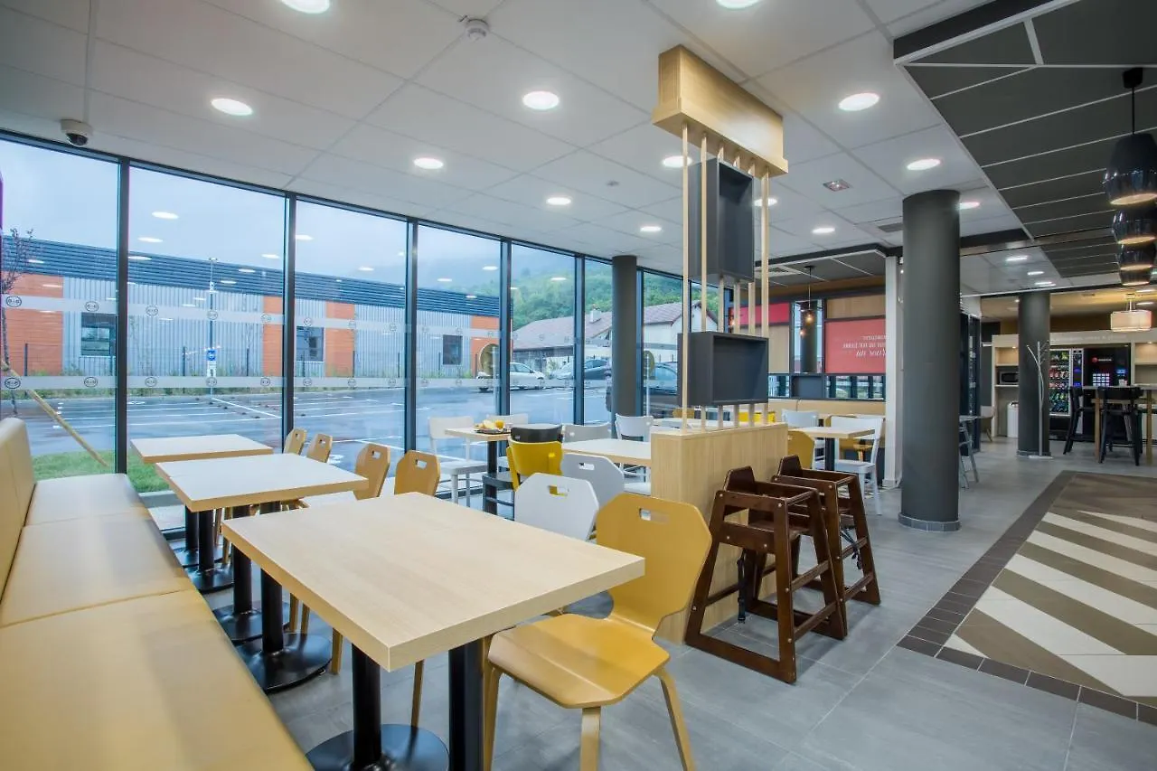 B&B Hotel Annemasse Saint-Cergues 3*,