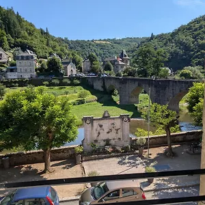 Chez Cornelia Bed & Breakfast Estaing (Aveyron)